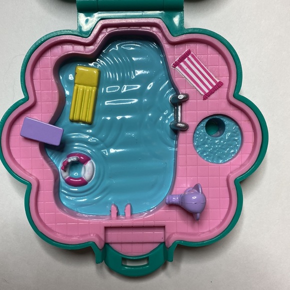 1990 Polly Pocket Waterpark Fun Compact - Picture 8 of 9